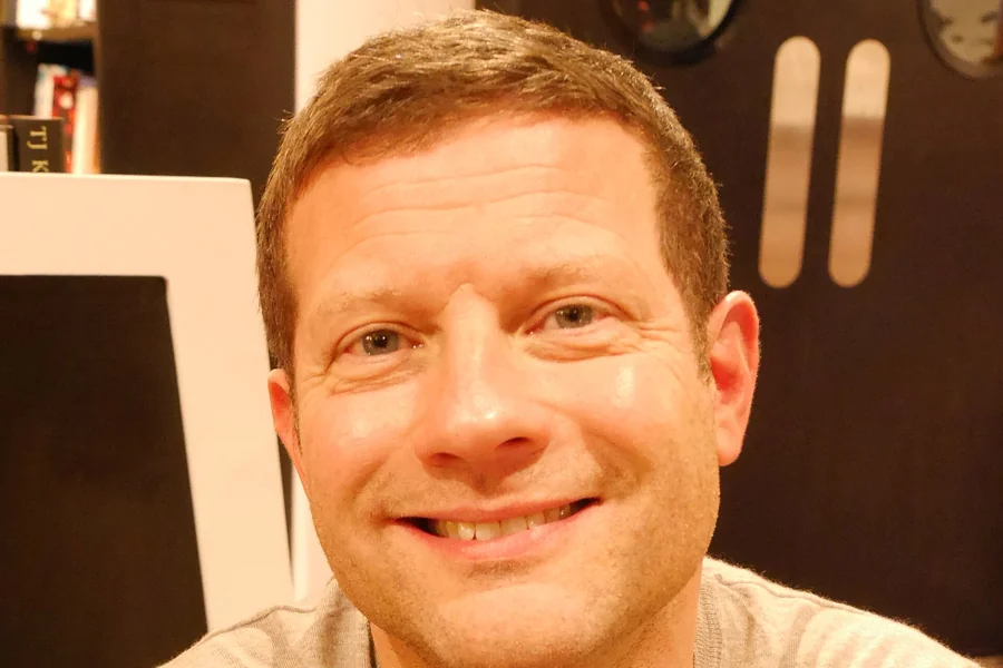 Dermot O'Leary, British-Irish television presenter (born 1973)