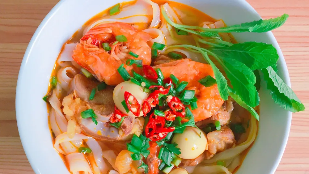 DIY simmer pot with oranges, cinnamon, and herbs