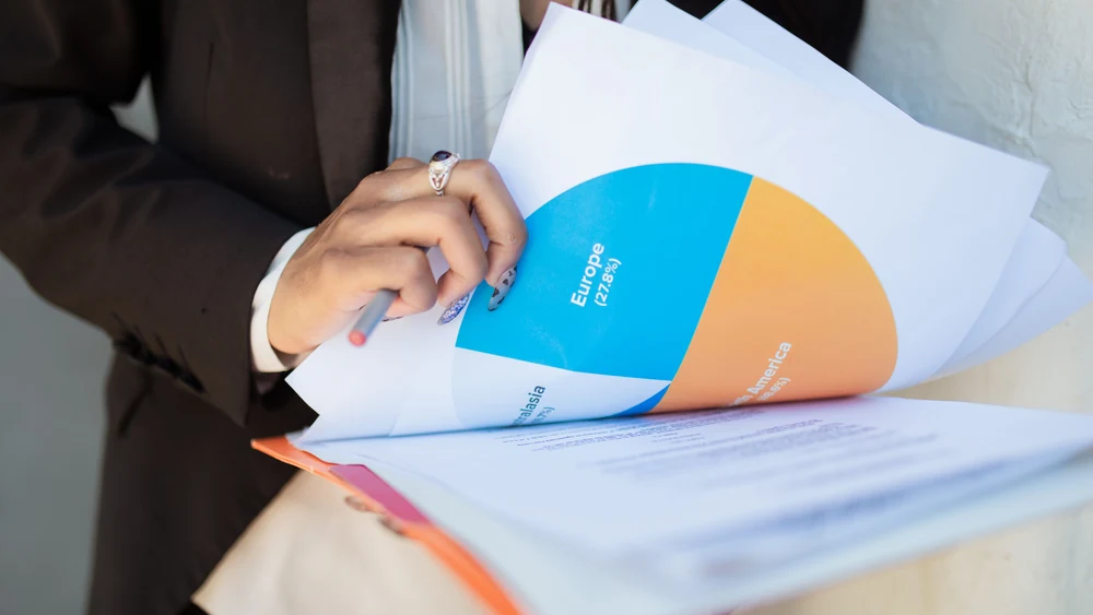 Deferred dilution risk from convertible loan notes