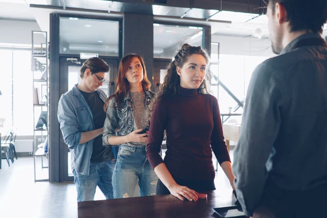 Dealing with difficult customers in a UK small business