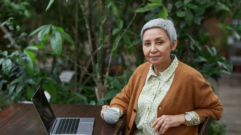 Planning the founder's income after stepping back