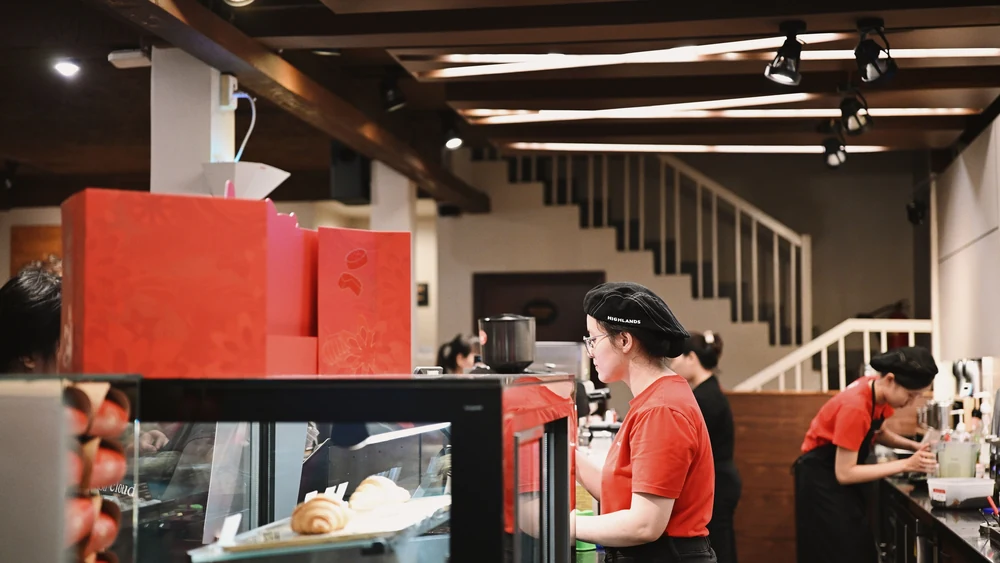 How a merchant cash advance works in a UK card-taking business